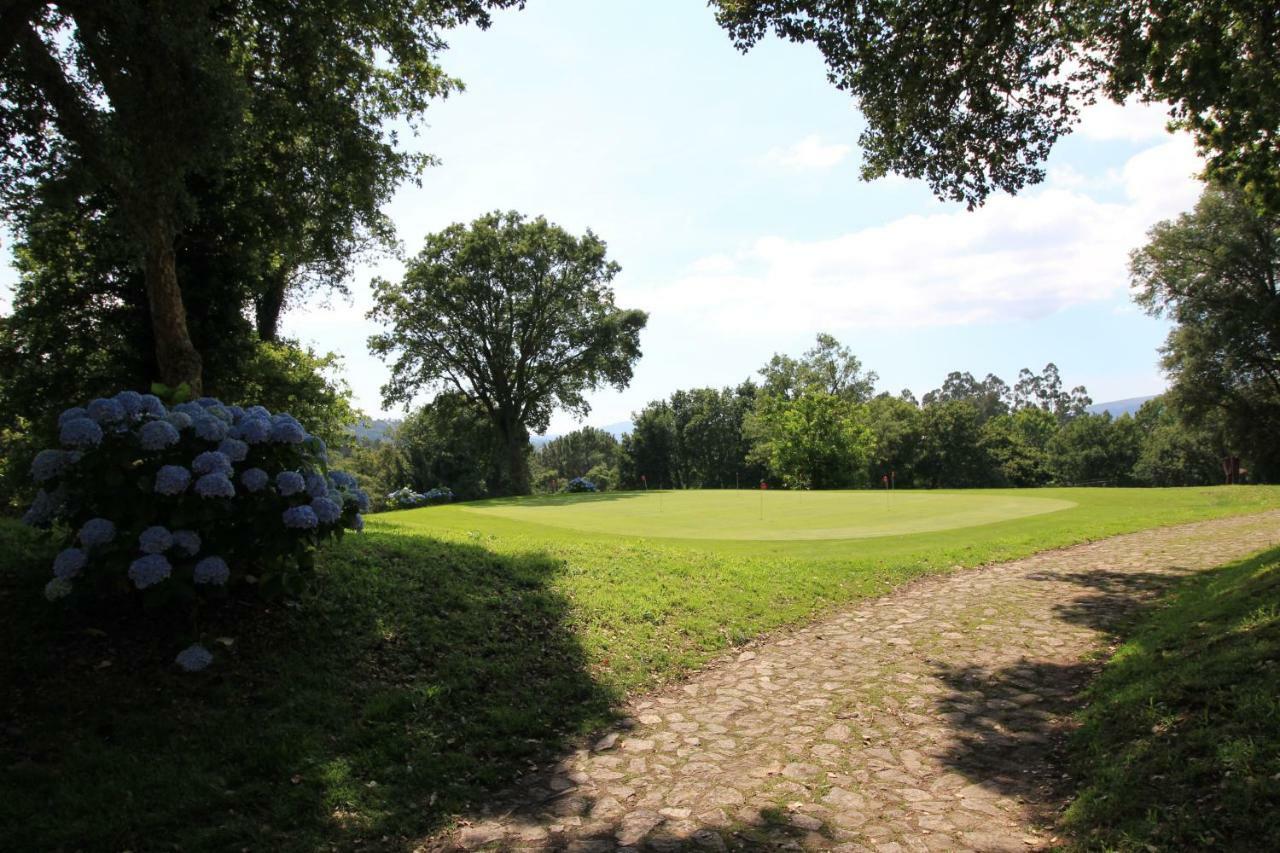 Golf Course - Luxurious Flat T3 - Ponte De Lima Daire Dış mekan fotoğraf